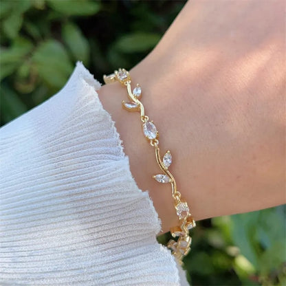 Tulip Bracelet – Premium Quality Stainless Steel Elegant Bracelet for Women l Green ~ Without Box